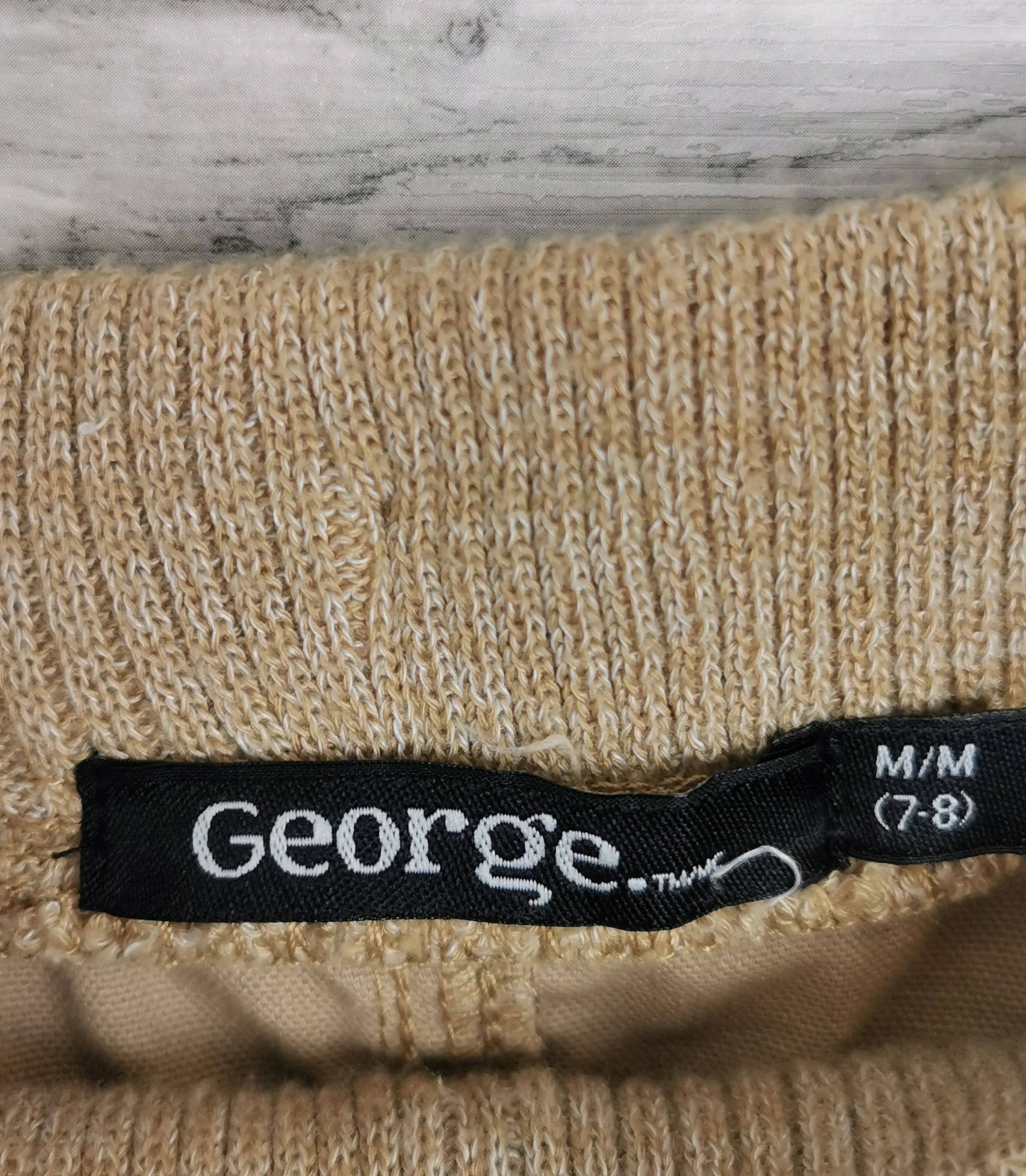 BOY SIZE MEDIUM (7/8 YEARS) - GEORGE, Cotton Cargo Shorts EUC B17