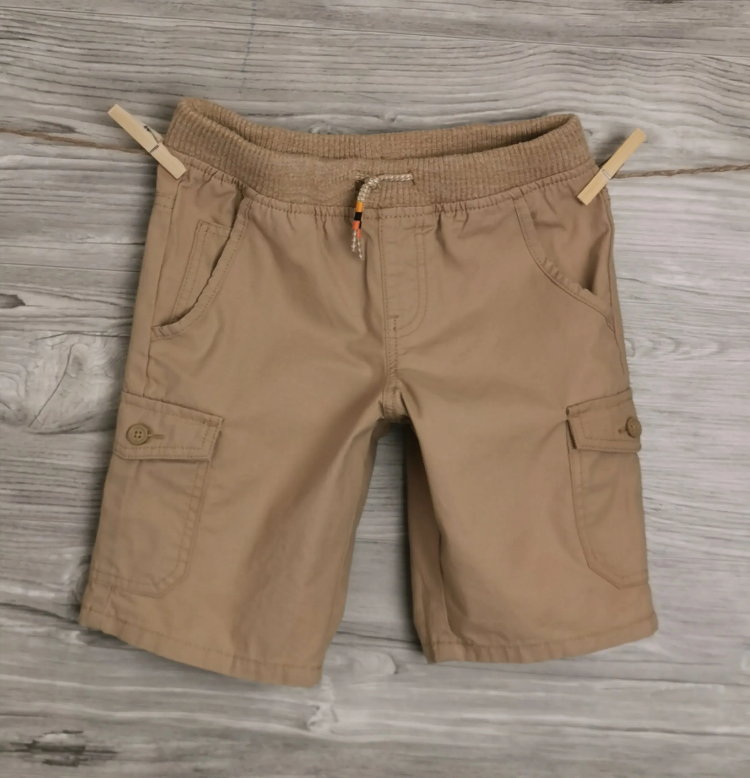 BOY SIZE MEDIUM (7/8 YEARS) - GEORGE, Cotton Cargo Shorts EUC B17