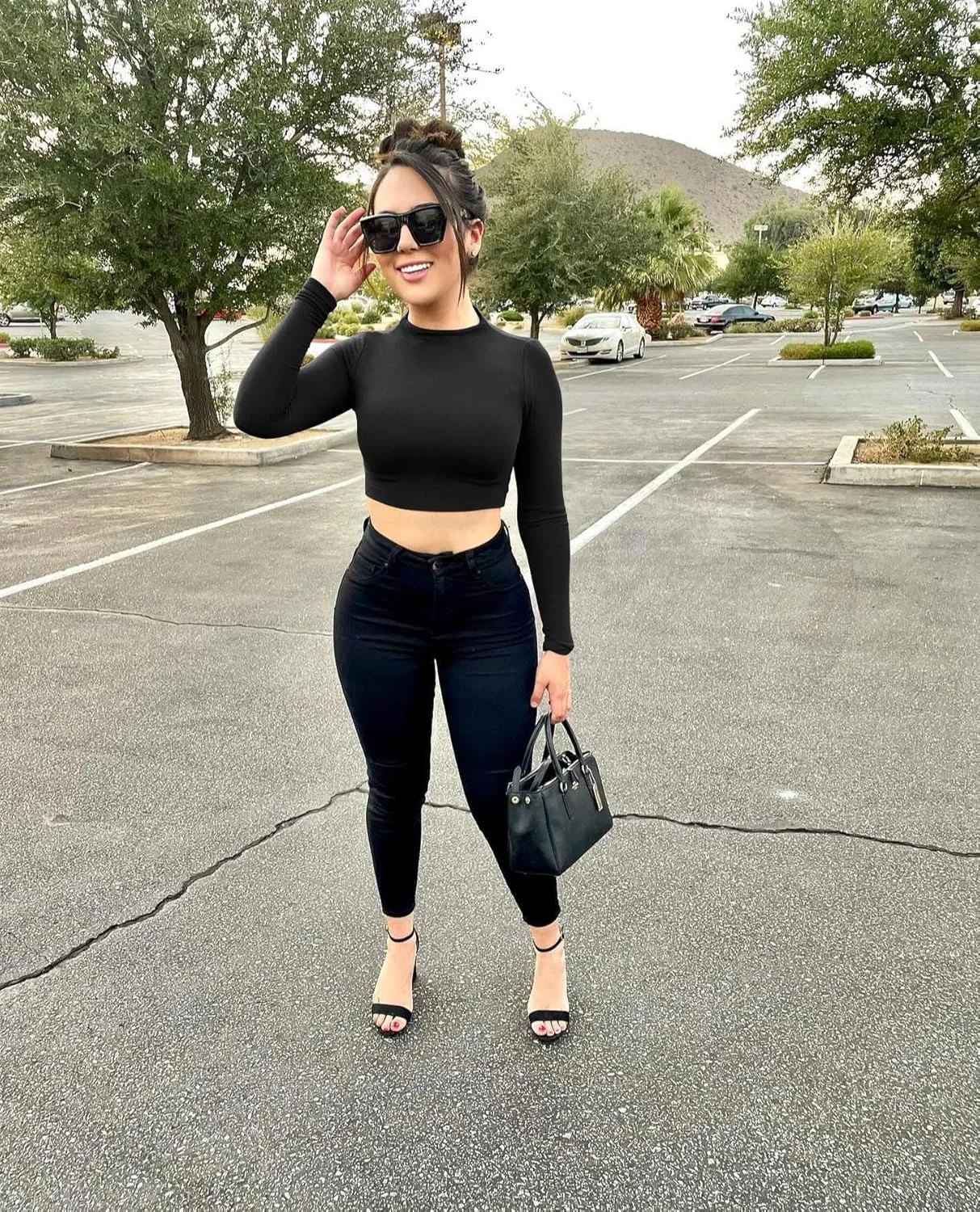 LAGSHIAN Basic Long Sleeve Crop Top, Women's Turtleneck Sexy Casual Top