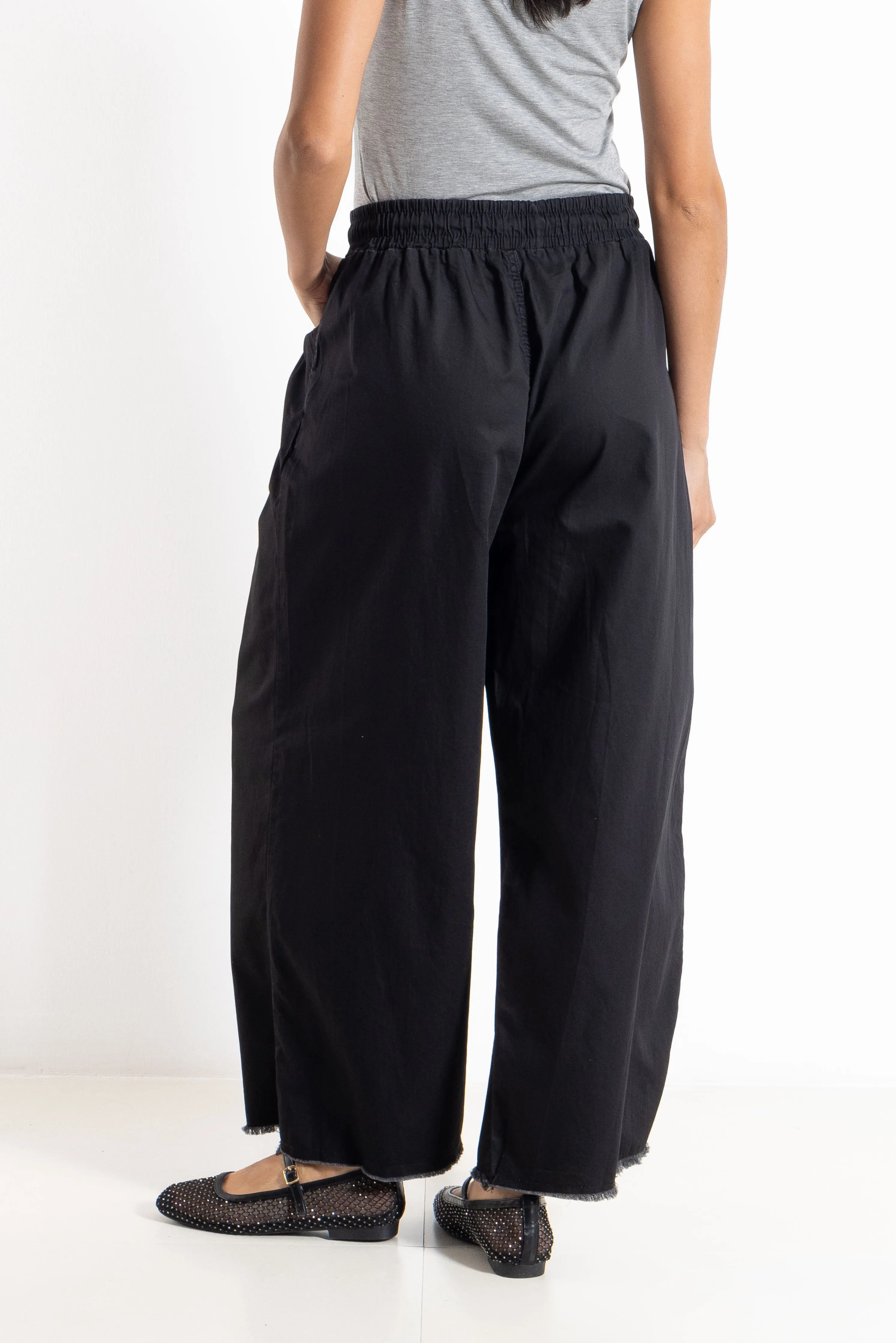 WIDE-LEG TROUSERS